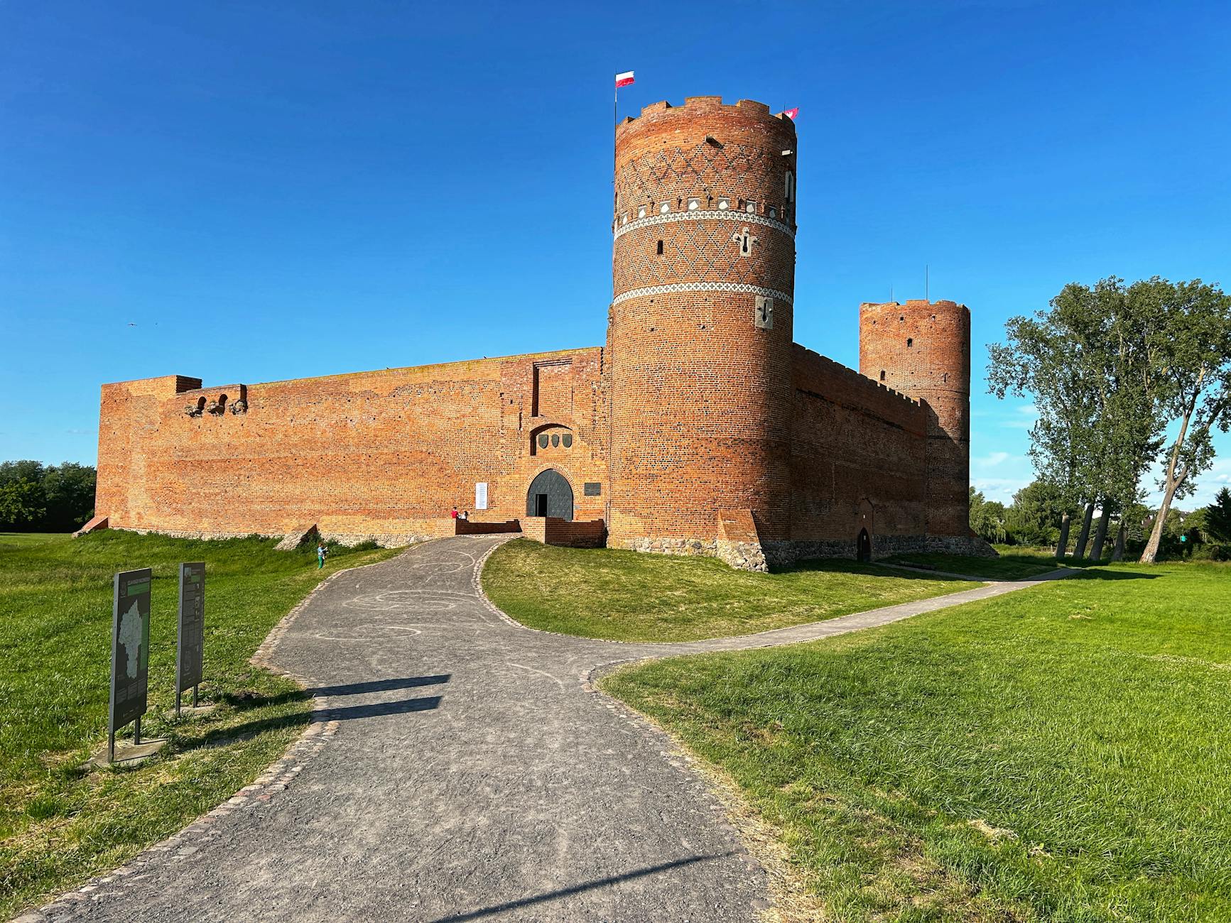 Mapa wyłączeń prądu w Ciechanowie na 15 marca z zaznaczonymi rejonami bez zasilania